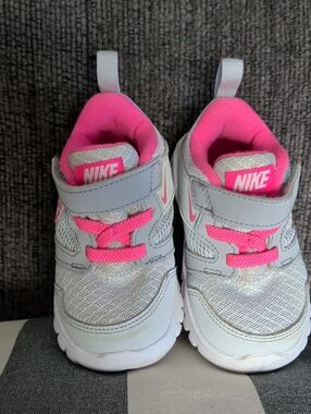 Nike Kids Light Gray and Hot Pink Athletic Sneakers
